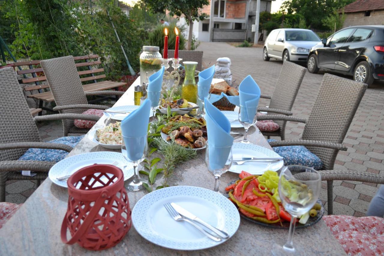 Casa Dela - Medjugorje Bed & Breakfast Exterior photo
